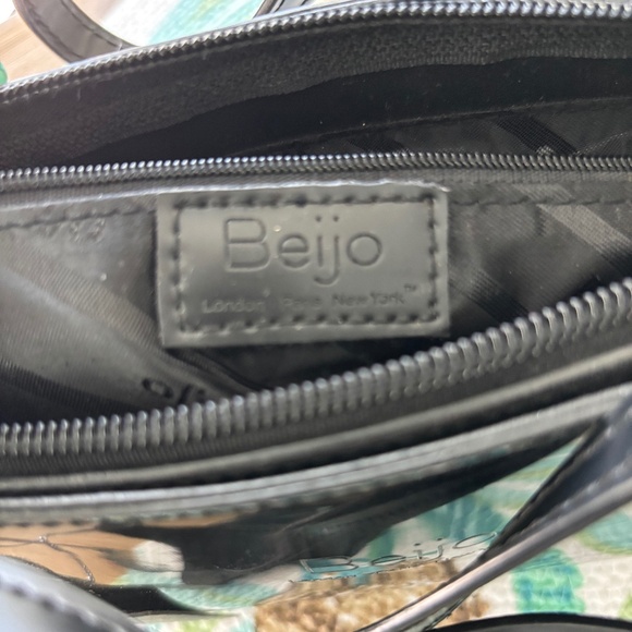NWT Beijo Black Patent Bag - Picture 8 of 9